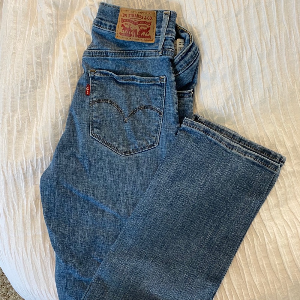 Levis 724 high rise straight jeans